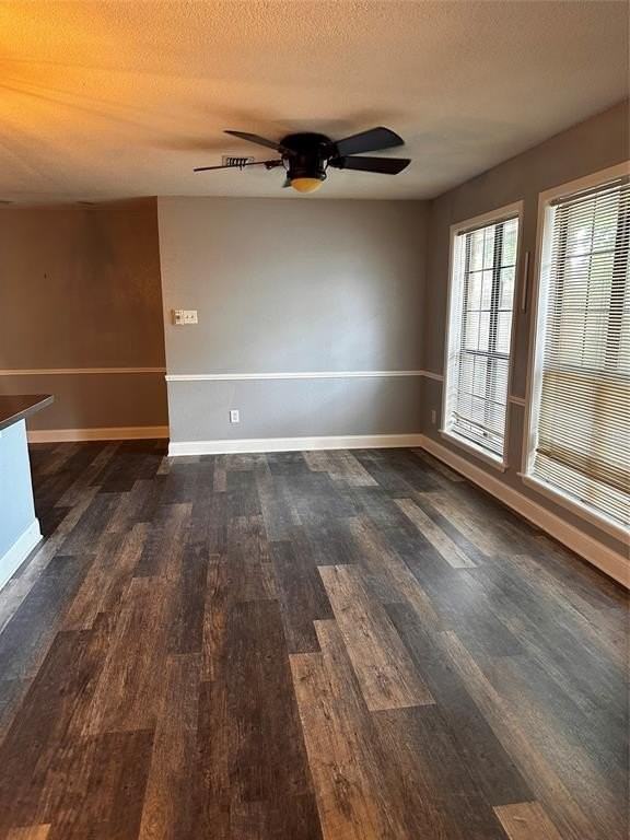 1902 Ramblewood Ct - Photo 3 of 9