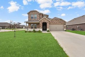 featured image of 205 Fieldtrail Ln