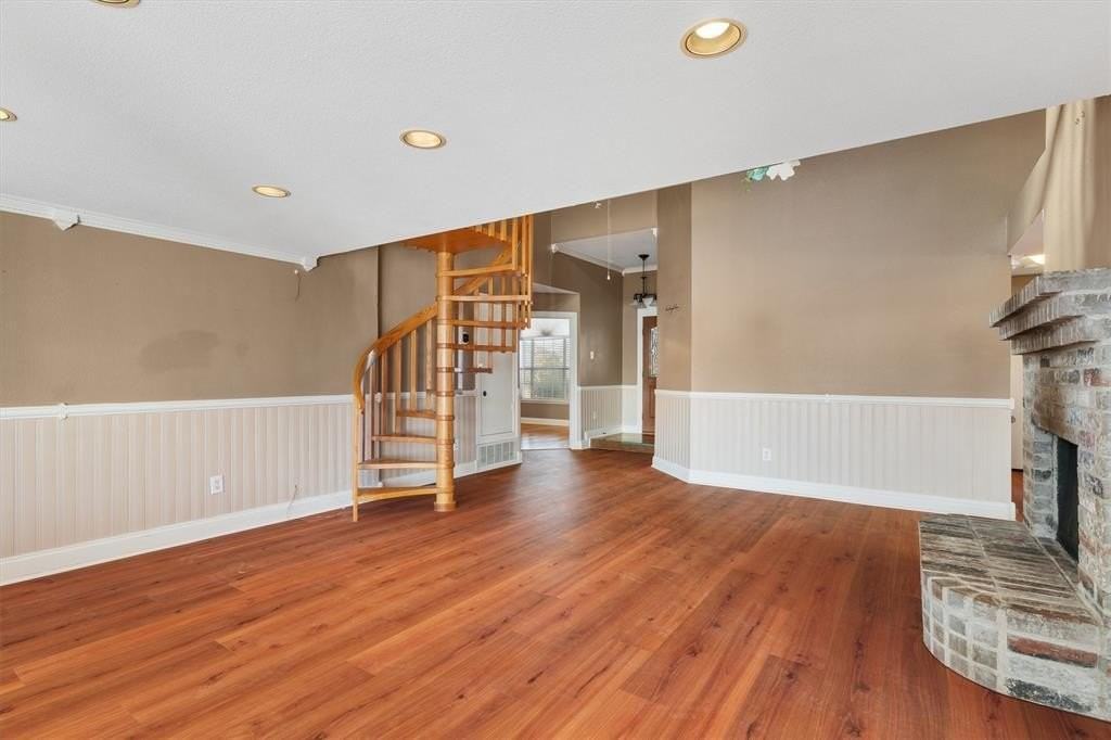 409 Kathy Ln - Photo 5 of 33