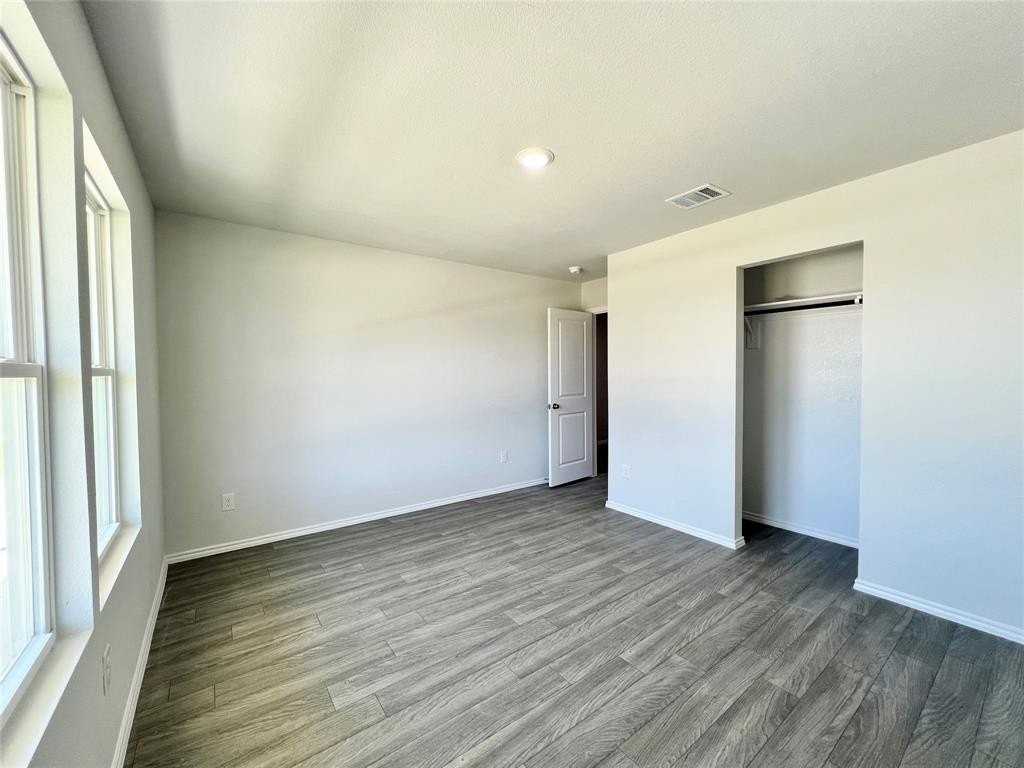 544 Quail Meadows Dr - Photo 5 of 34