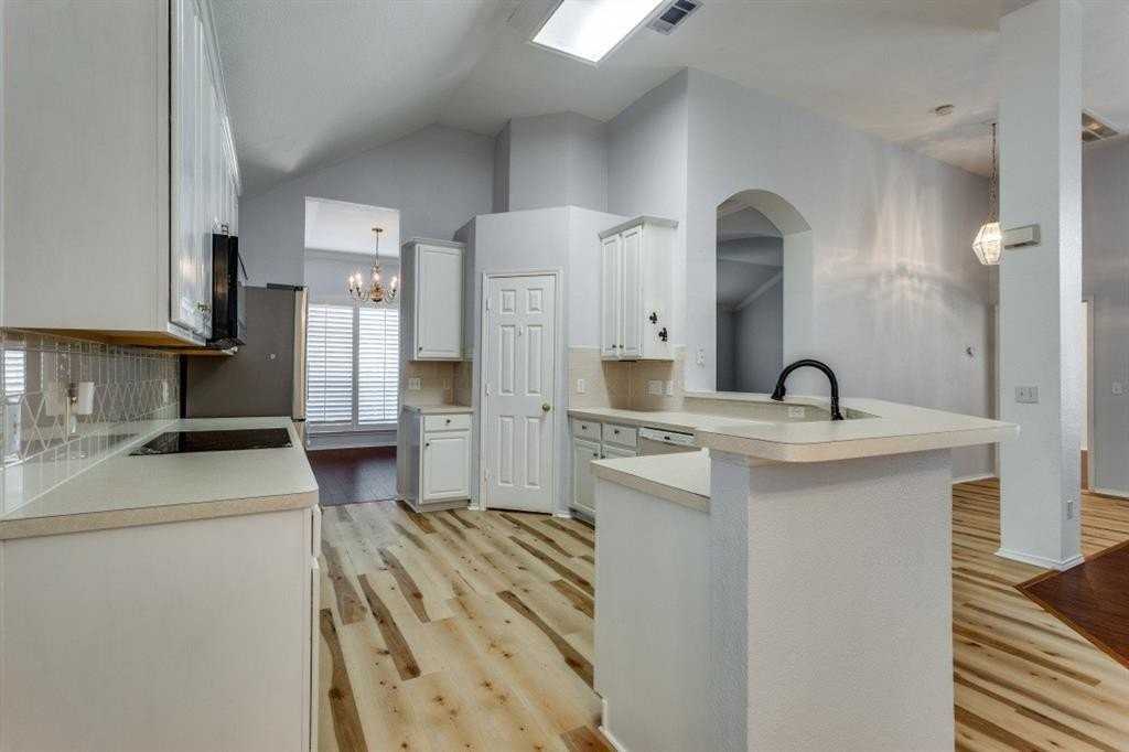 4316 Sahara Ln - Photo 5 of 12