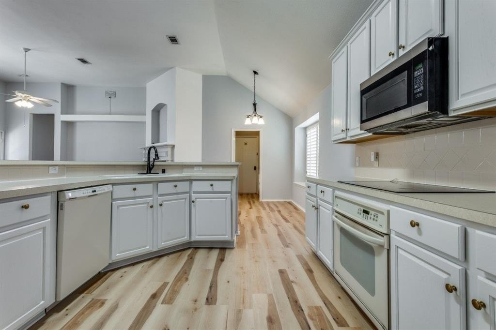 4316 Sahara Ln - Photo 6 of 12