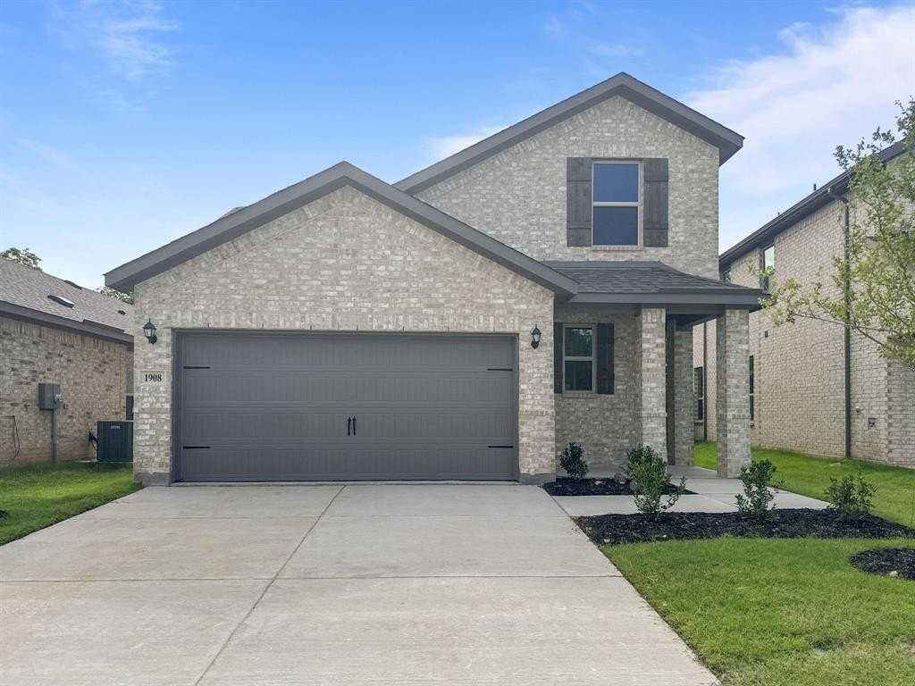 1908 Iris Rd - Photo 2 of 30