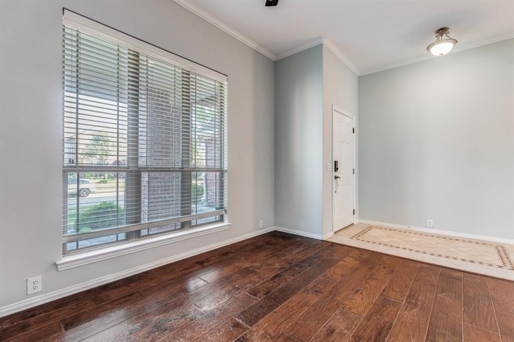 2472 Deerwood Dr - Photo 7 of 27