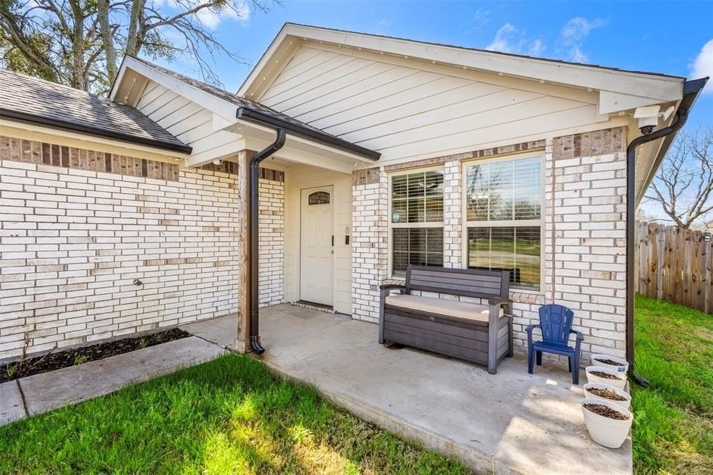 300 Lipscomb St - Photo 2 of 22