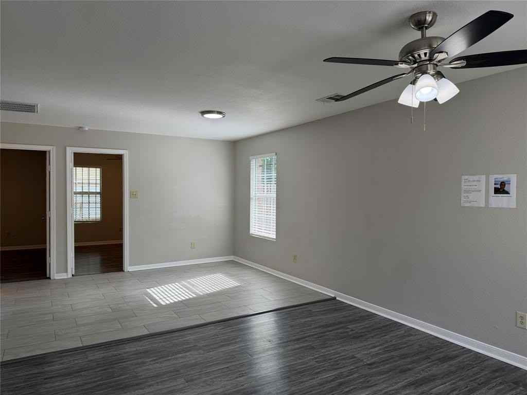 1728 Mcbroom St - Photo 3 of 26