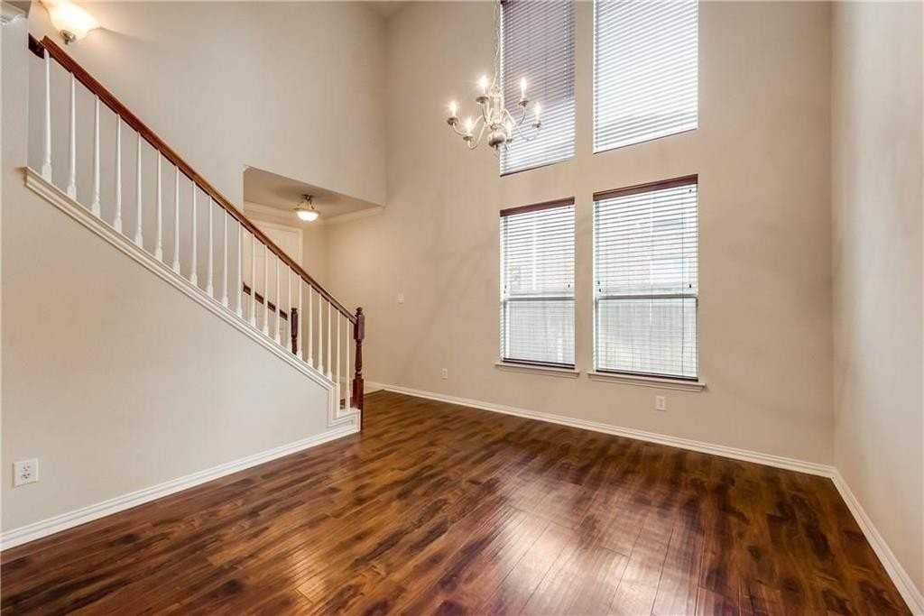 1008 Rodin Ln - Photo 4 of 17