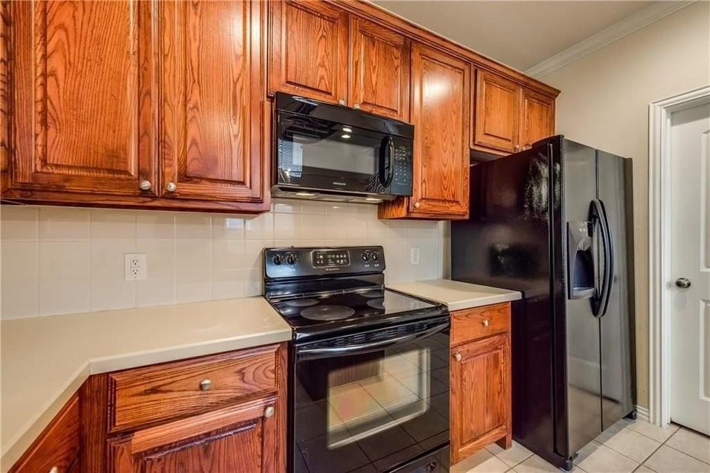 1008 Rodin Ln - Photo 7 of 17