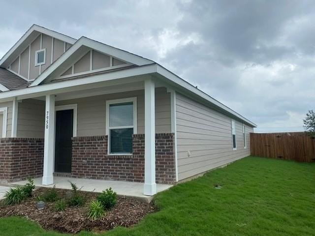 7950 Gus Wilson Dr - Photo 2 of 21