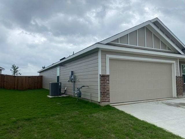 7950 Gus Wilson Dr - Photo 3 of 21