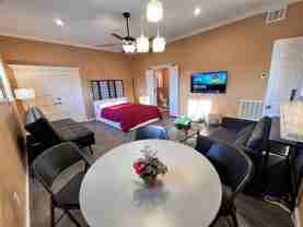 10480 Parkview - Photo 1 of 1