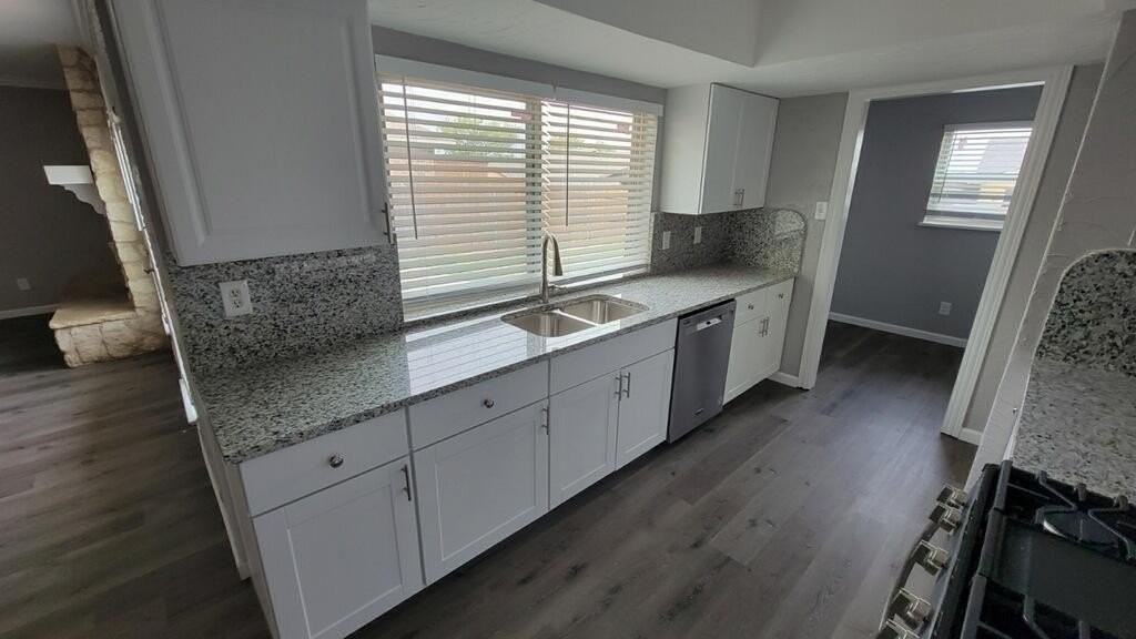 5144 Reed Dr - Photo 4 of 21