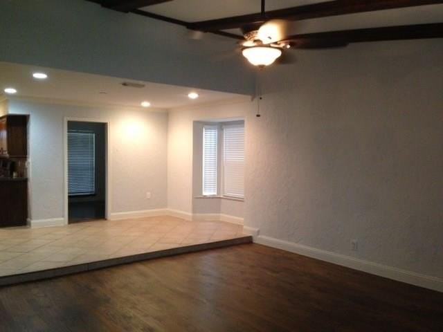 4817 Roberts Dr - Photo 4 of 10