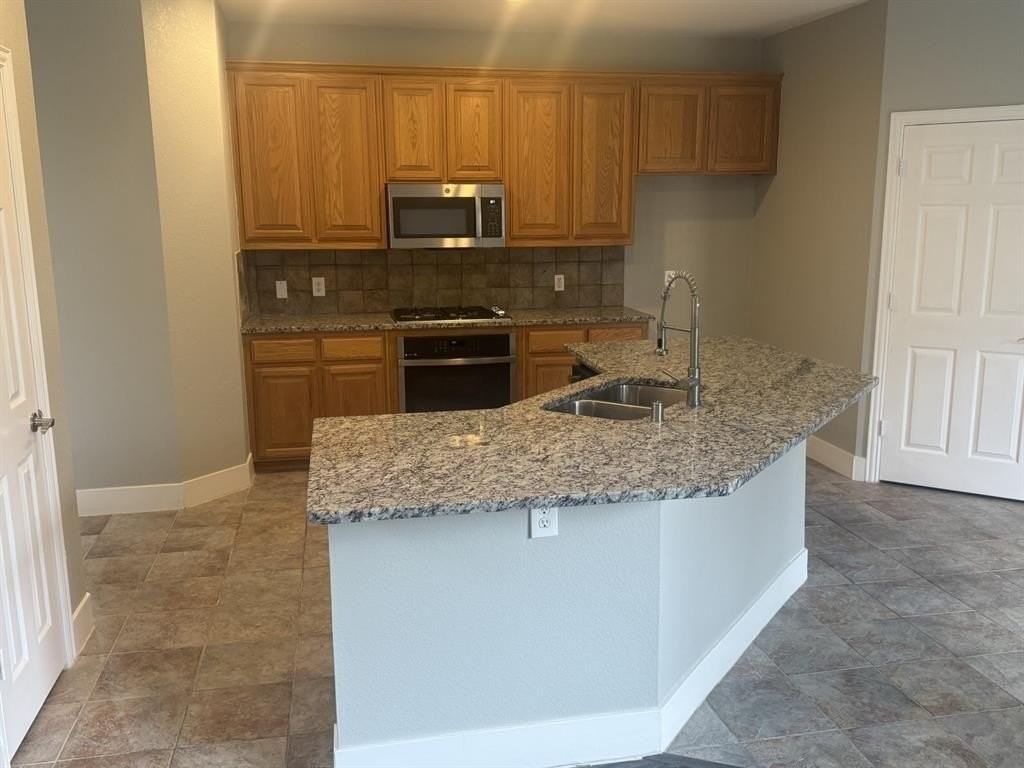 6753 Cedar Cove Dr - Photo 5 of 16