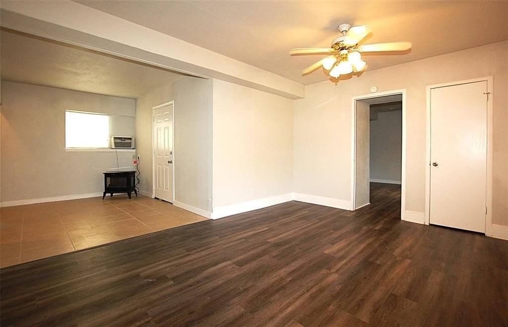 407 S Bois D Arc St - Photo 3 of 19