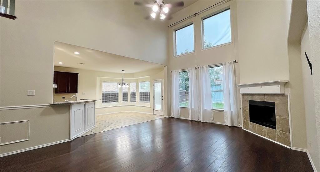 10213 Crawford Farms Dr - Photo 6 of 31