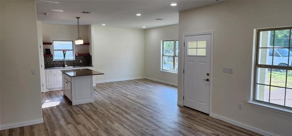 1217 W 11th Ave - Photo 5 of 19