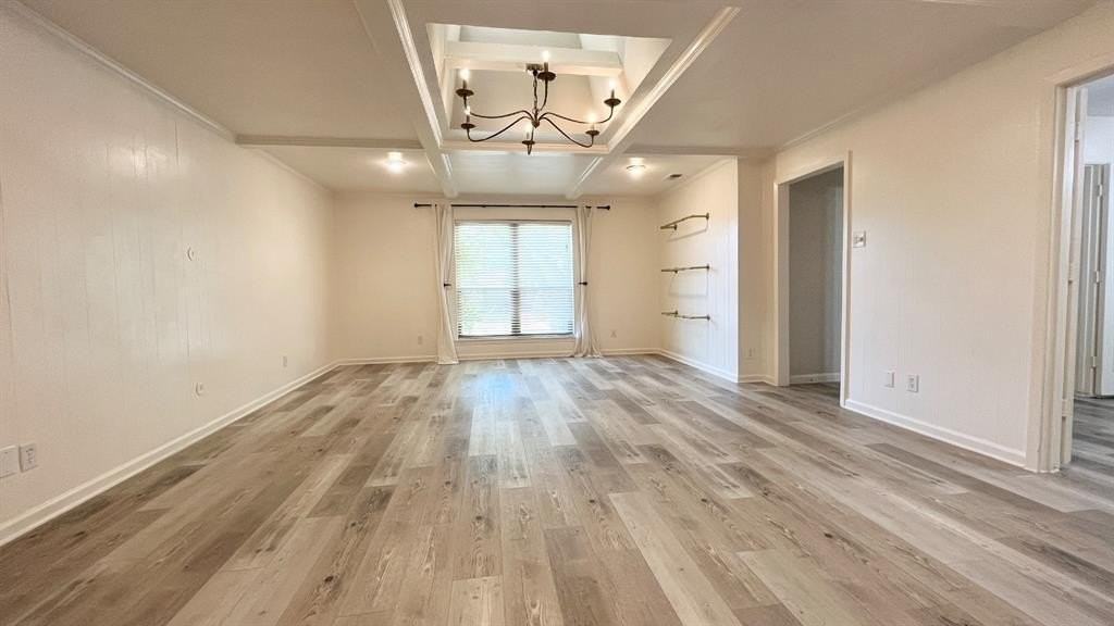 10006 Pensive Dr - Photo 4 of 28