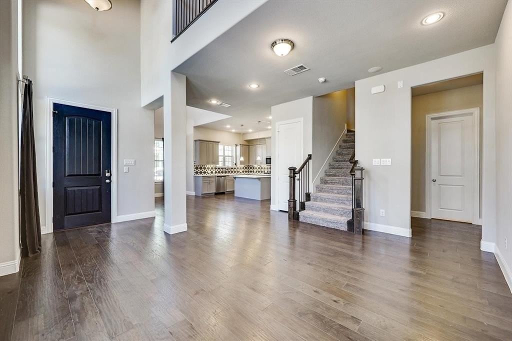 2441 Merriweather Ln - Photo 6 of 29