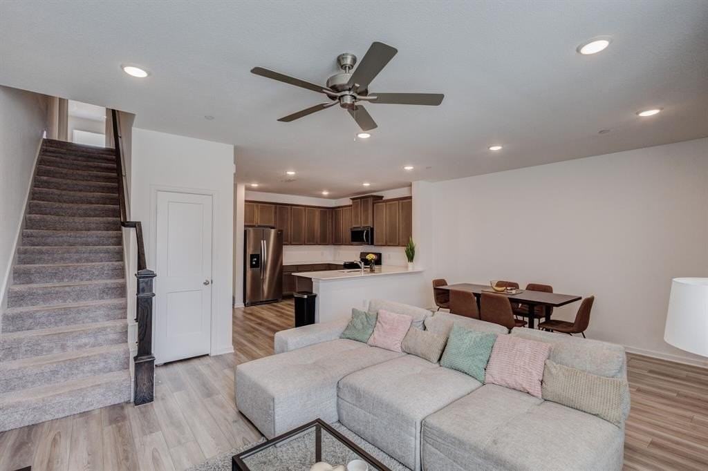 3720 Star Mesa St #13 - Photo 3 of 23