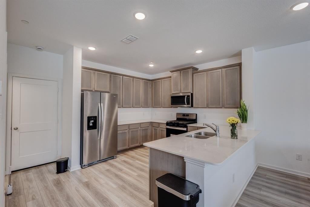 3720 Star Mesa St #13 - Photo 4 of 23