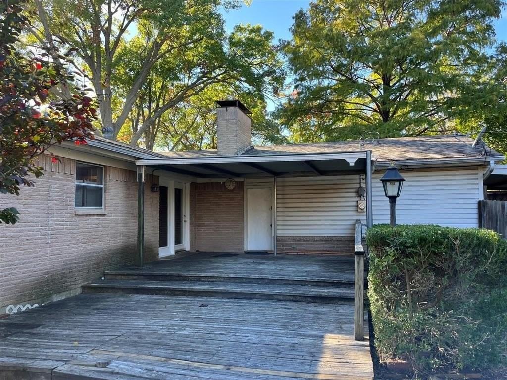 1302 Cherokee Dr - Photo 4 of 20