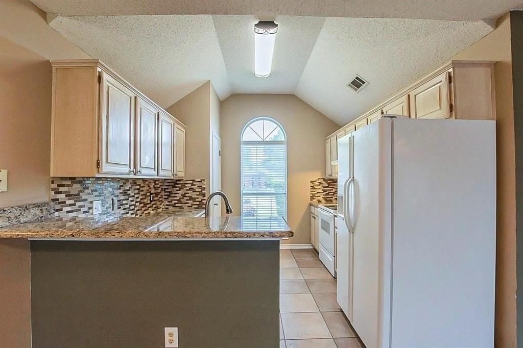 4415 Haverhill Ln - Photo 6 of 19