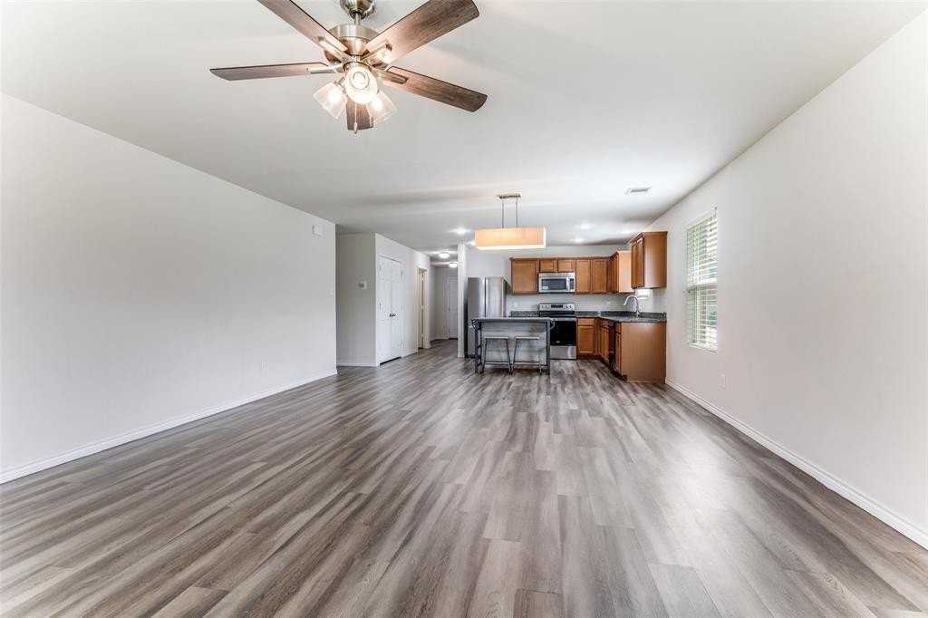 10013 Amosite Dr - Photo 3 of 12