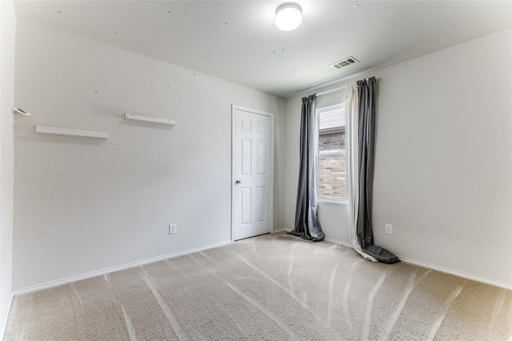 10013 Amosite Dr - Photo 7 of 12