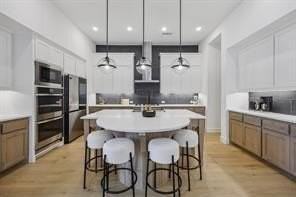 3870 Verona St - Photo 4 of 37