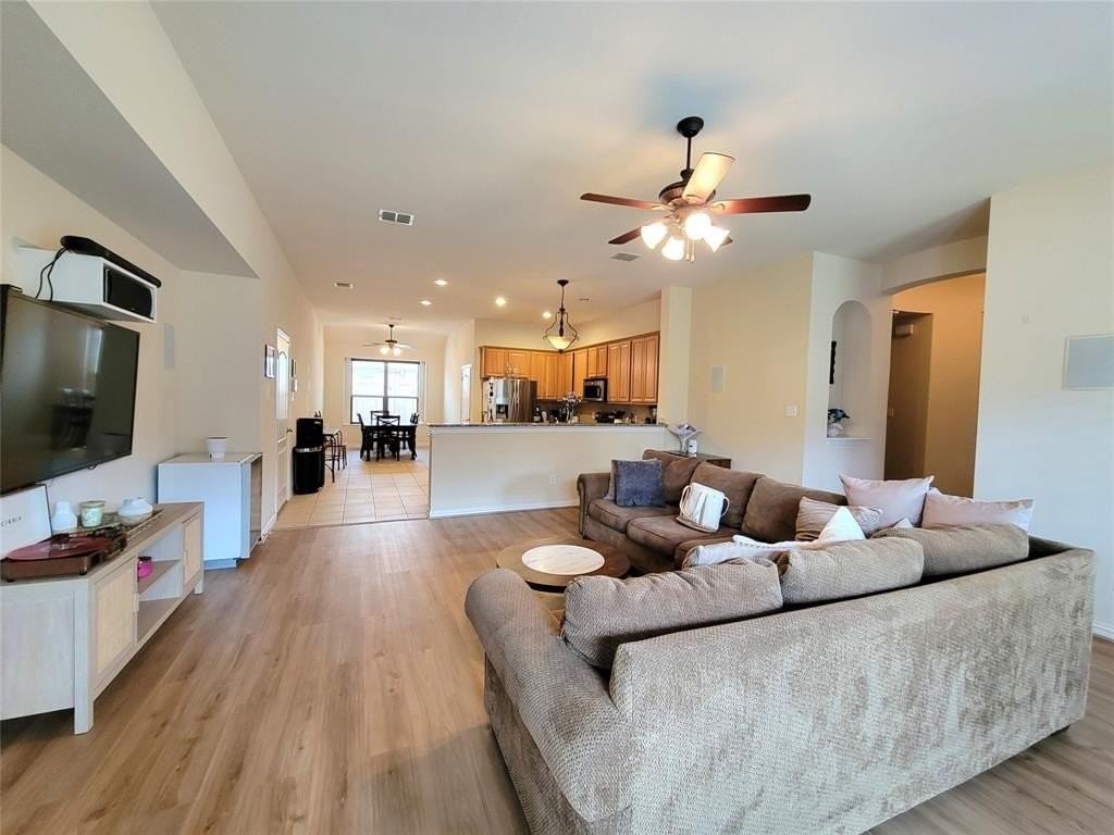 4805 Prairie Aster Dr - Photo 3 of 8