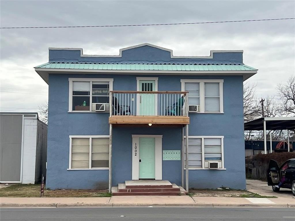 1002 Butternut St #7 - Photo 2 of 12