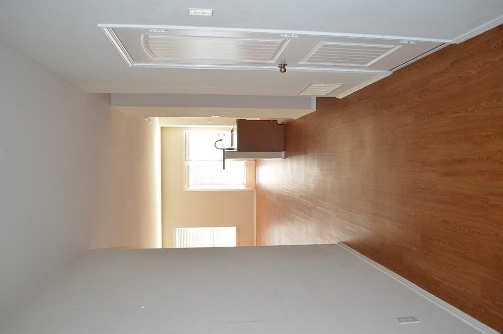 9128 Greene Dr - Photo 3 of 22