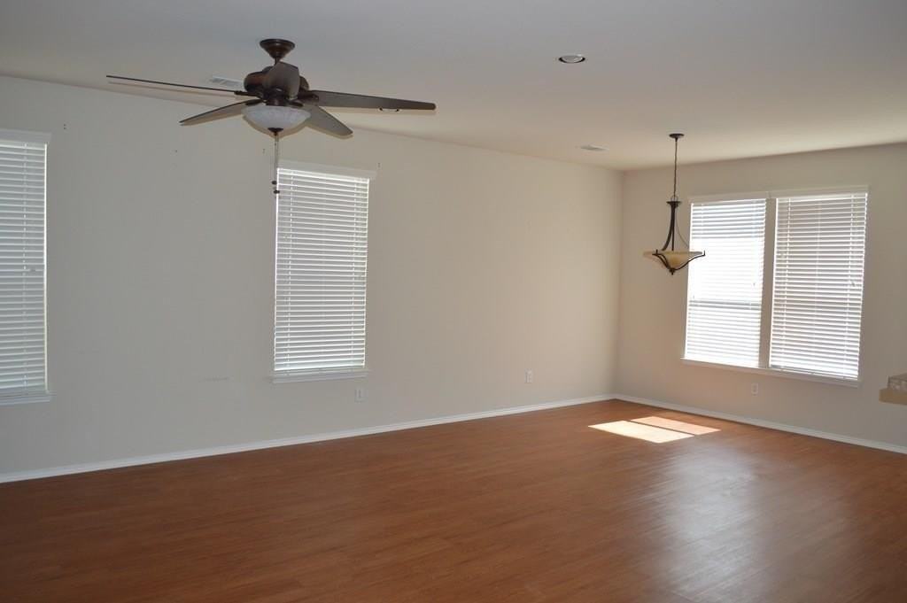 9128 Greene Dr - Photo 4 of 22