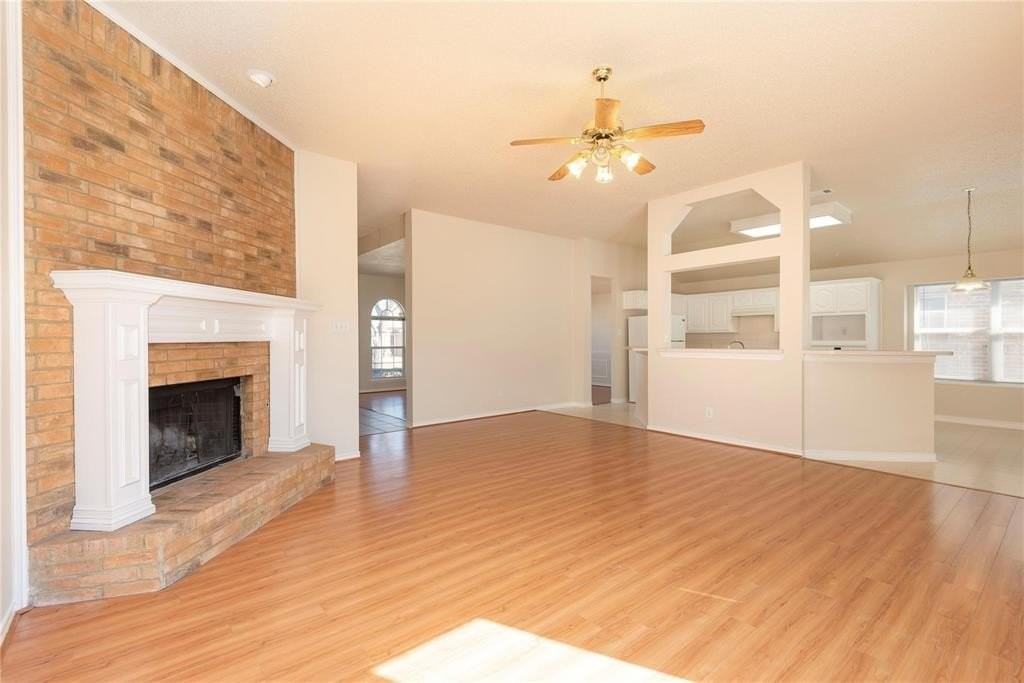 1524 Balboa Ln - Photo 6 of 25