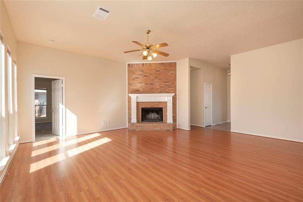 1524 Balboa Ln - Photo 7 of 25