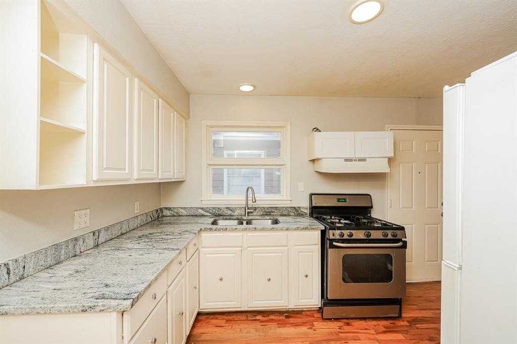 5175 Cardiff St - Photo 6 of 16