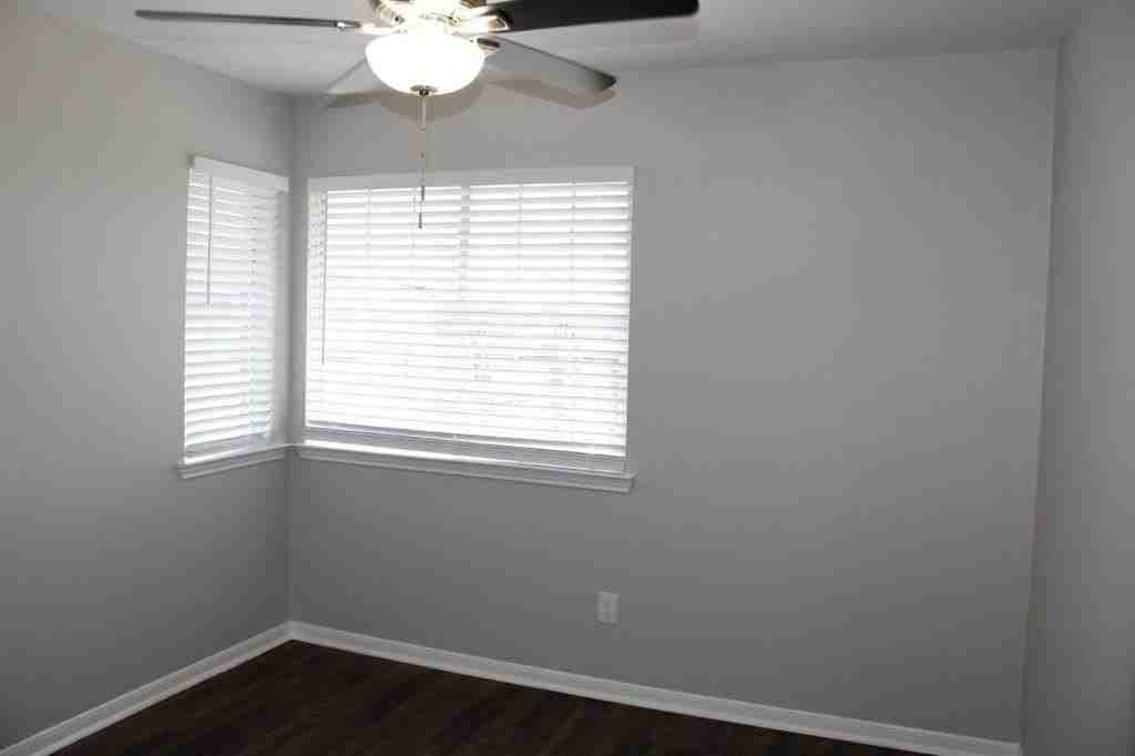 6213 Covington Dr - Photo 7 of 22