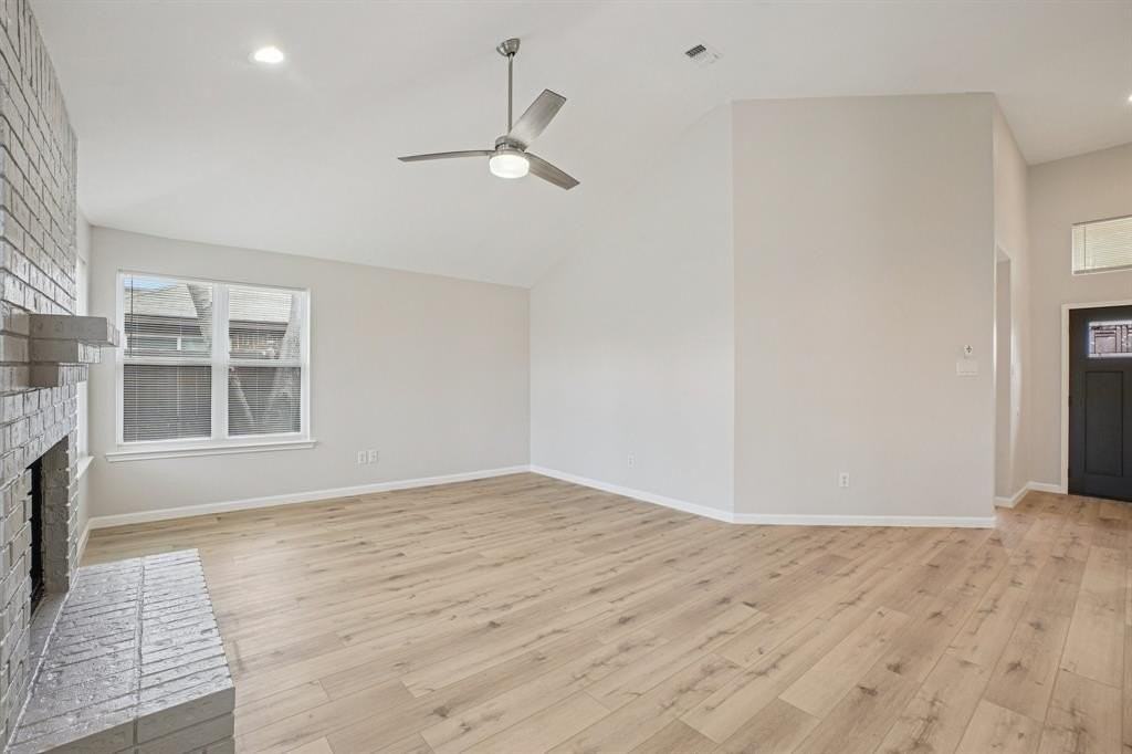 7601 Tulane Dr - Photo 3 of 28