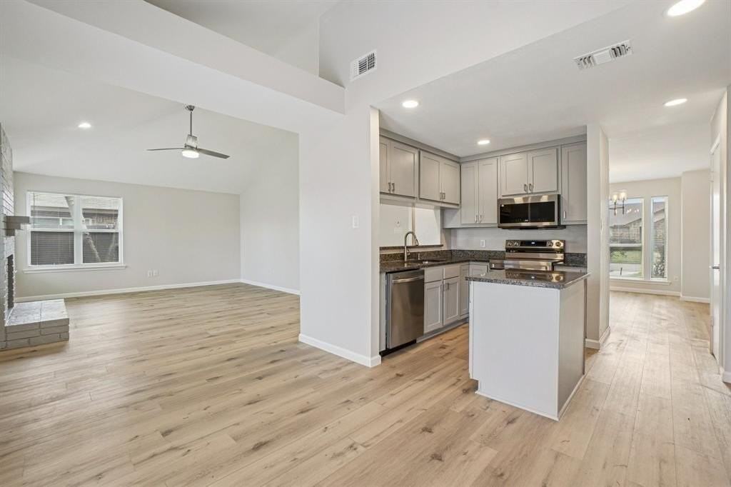 7601 Tulane Dr - Photo 7 of 28