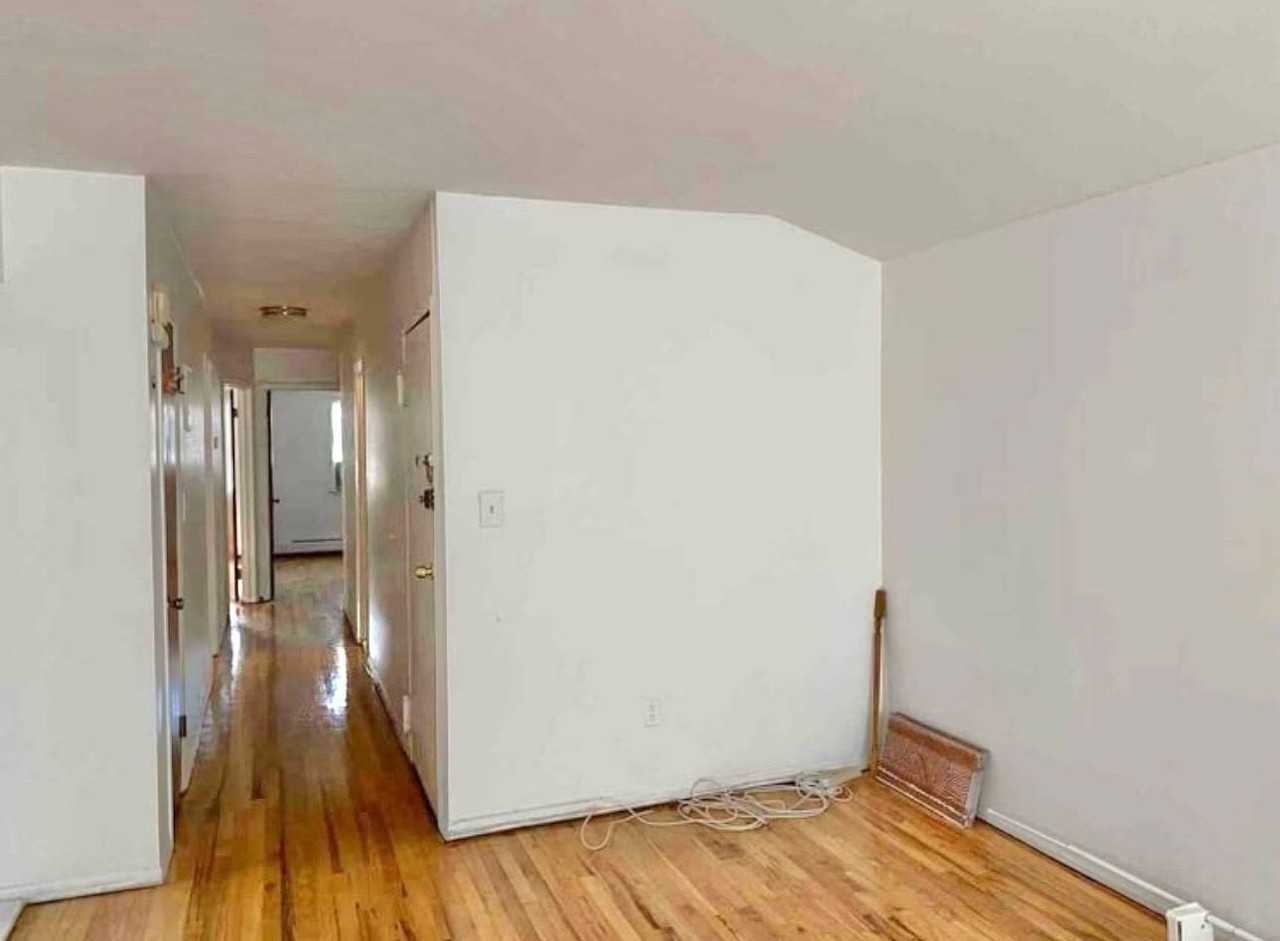 6118 170th St #3rdFL - Photo 3 of 7