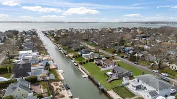 featured image of 7 Whiting Rd