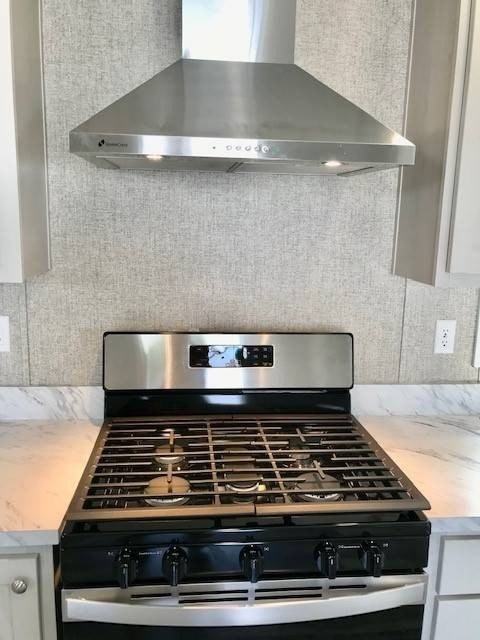 121 Fernald Dr - Photo 4 of 21