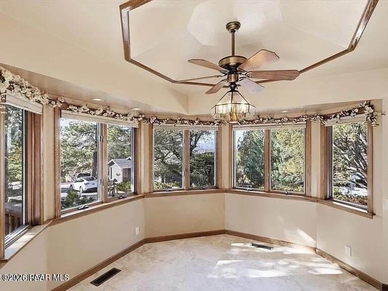 235 Solar Heights Ter - Photo 7 of 23