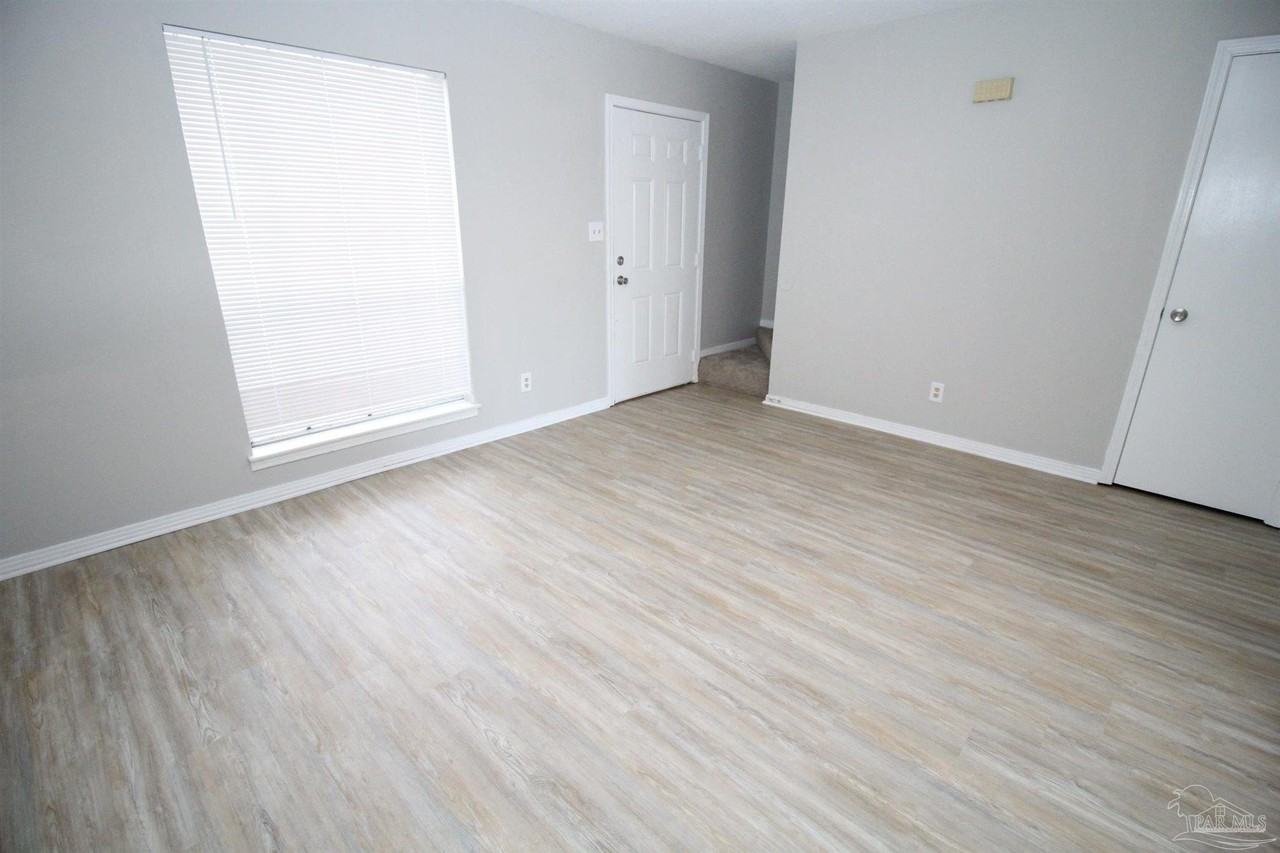 3687 E Olive Rd - Photo 3 of 21