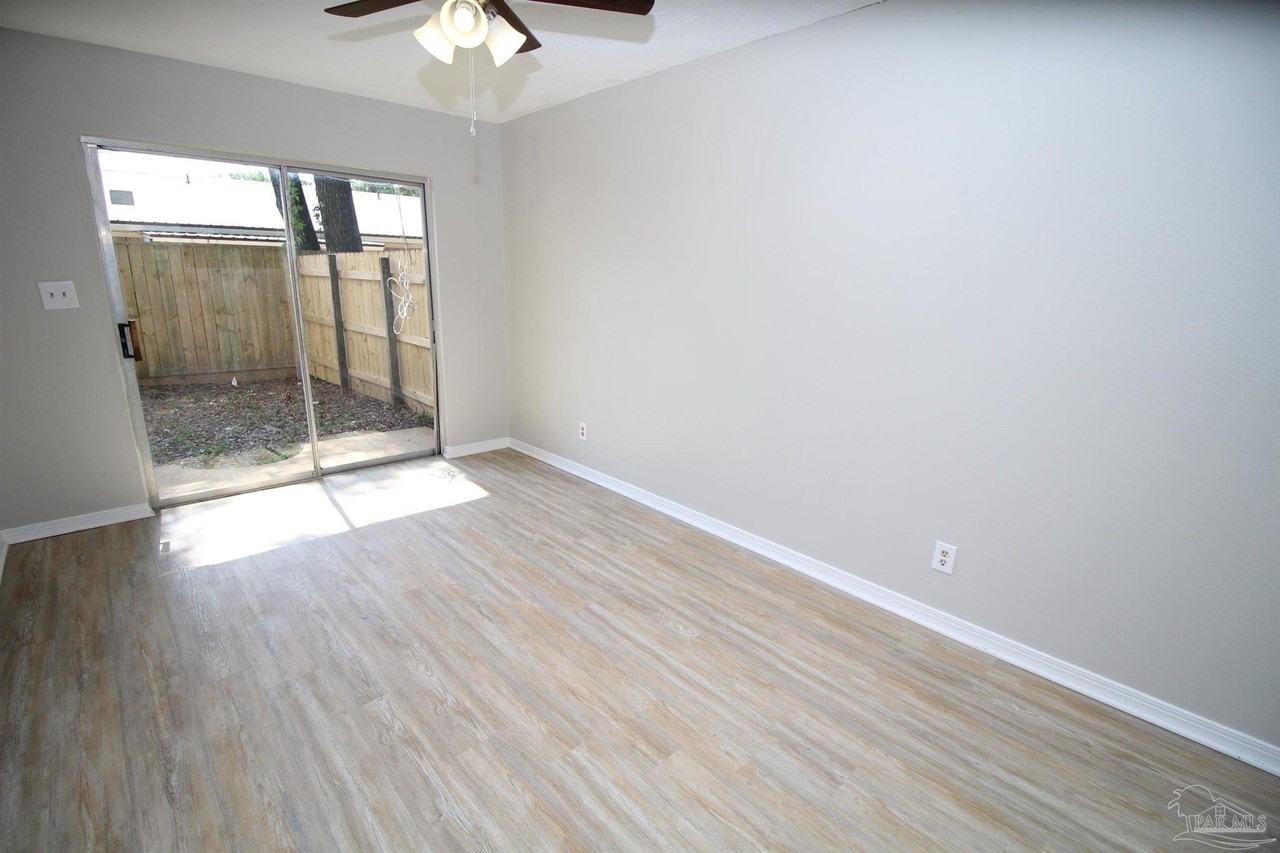 3687 E Olive Rd - Photo 5 of 21