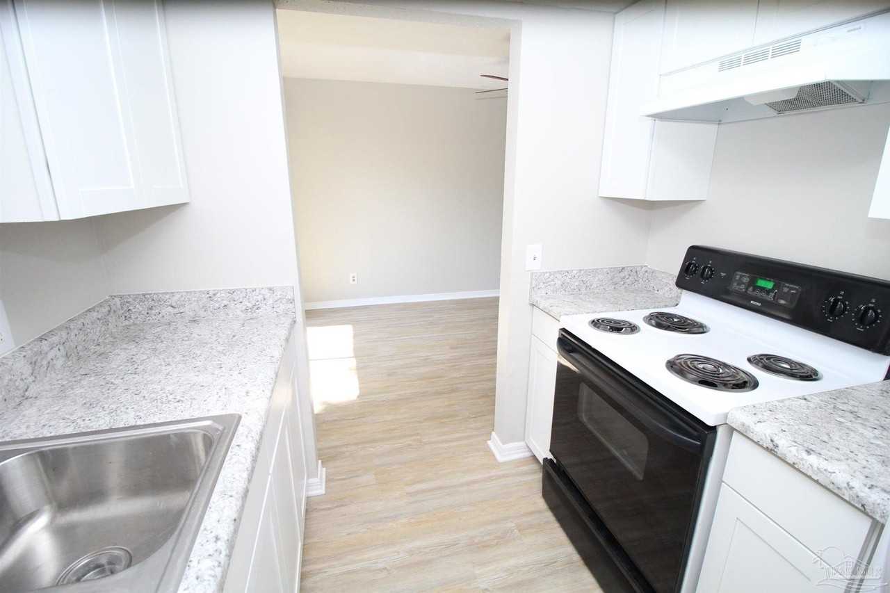 3687 E Olive Rd - Photo 7 of 21