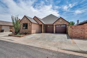 featured image of 5313 Bella Pl