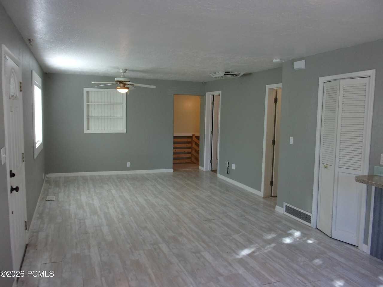 55 S Center St - Photo 3 of 25