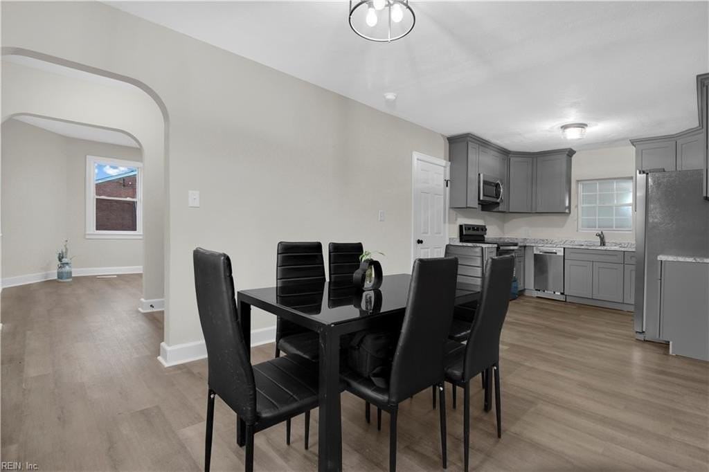 238 Pochin Pl - Photo 7 of 32